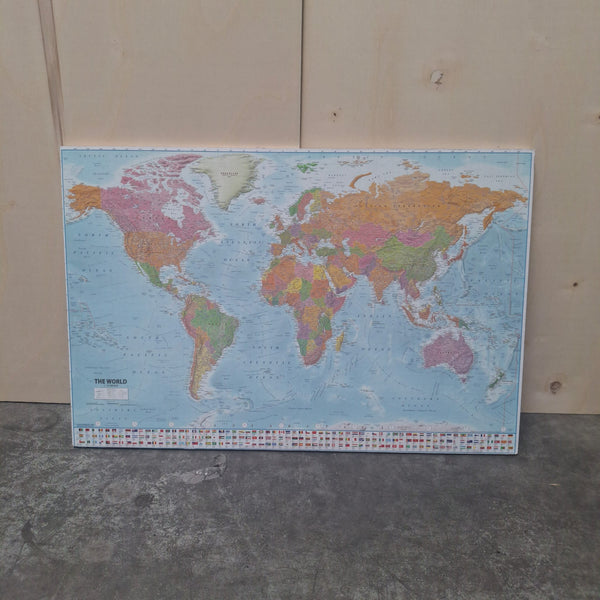 OUTLET - Prikbord Wereldkaart - 60 x90 cm - 6mm kurk verlijmd op 9mm multiplex