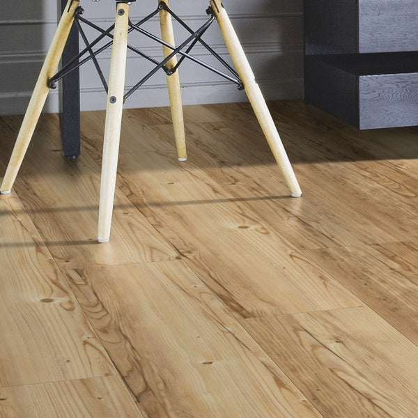 Wicanders Wood Resist Eco "Fichtenholz" - Restposten von 21,5 m²
