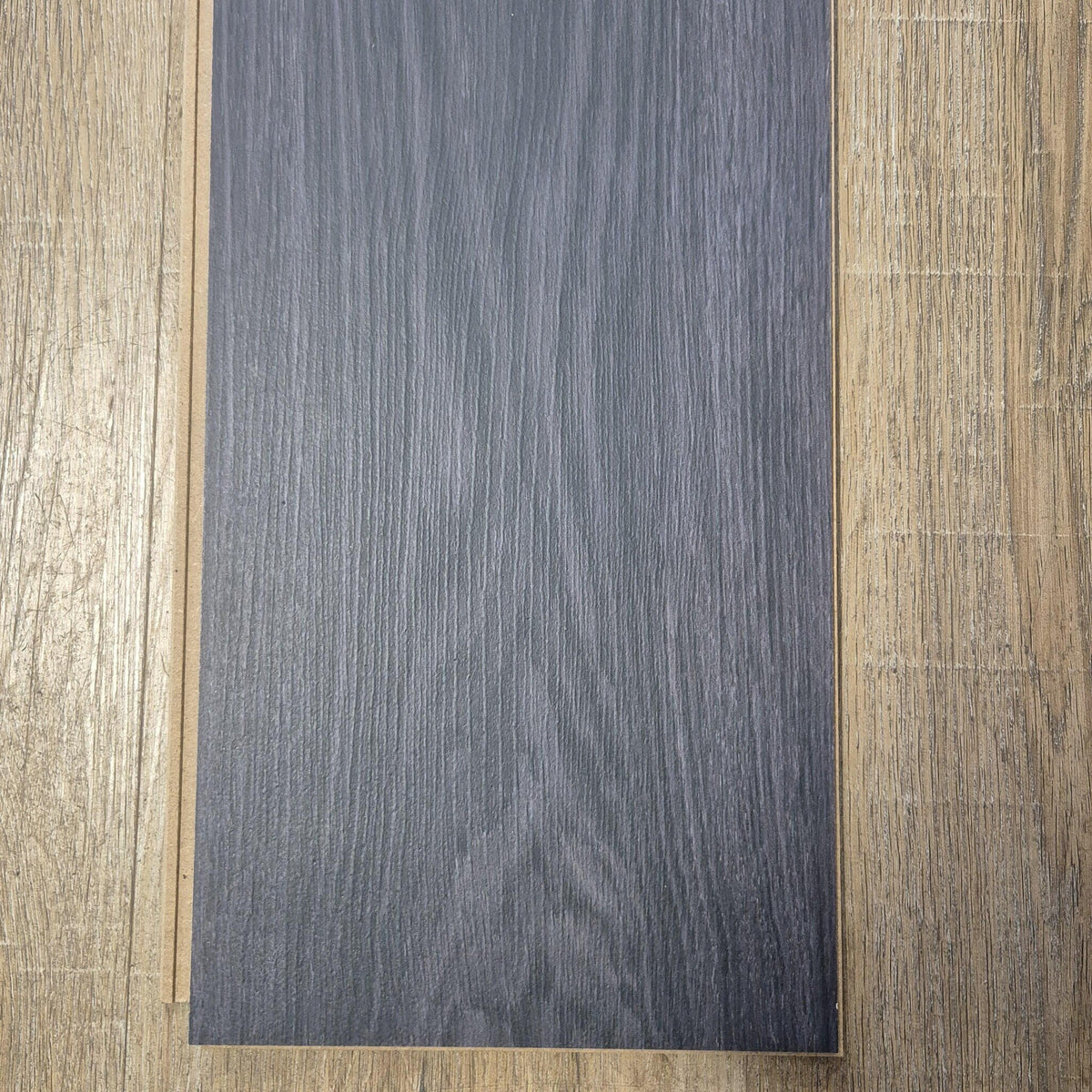 Wicanders Wicanders Wise - Wood Start Green Design - Woodstock Black - RESTPOSTEN 45m2